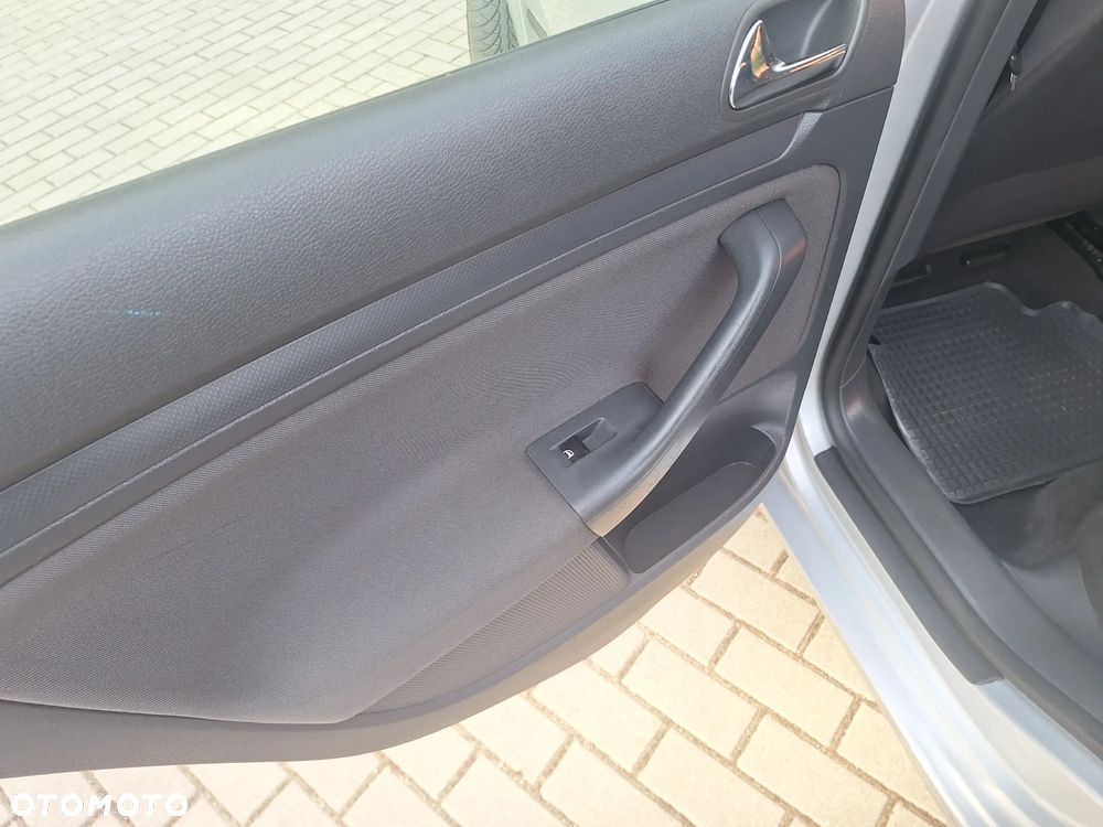 Volkswagen Golf 1.4 Basis - 21
