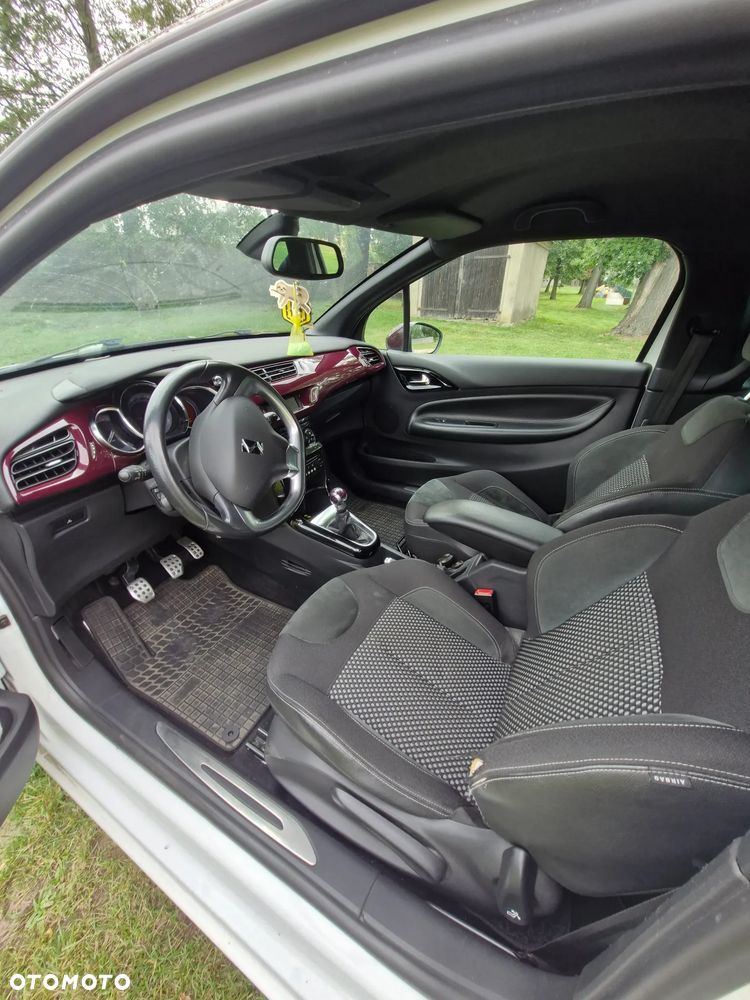 Citroën DS3 1.6 VTi SoChic - 9