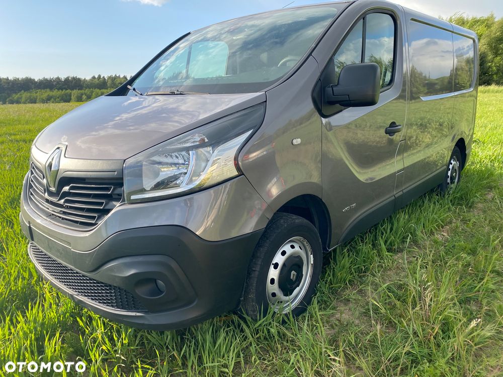 Renault TRAFIC - 1