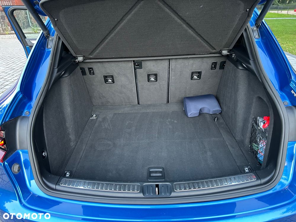 Porsche Macan Turbo - 22