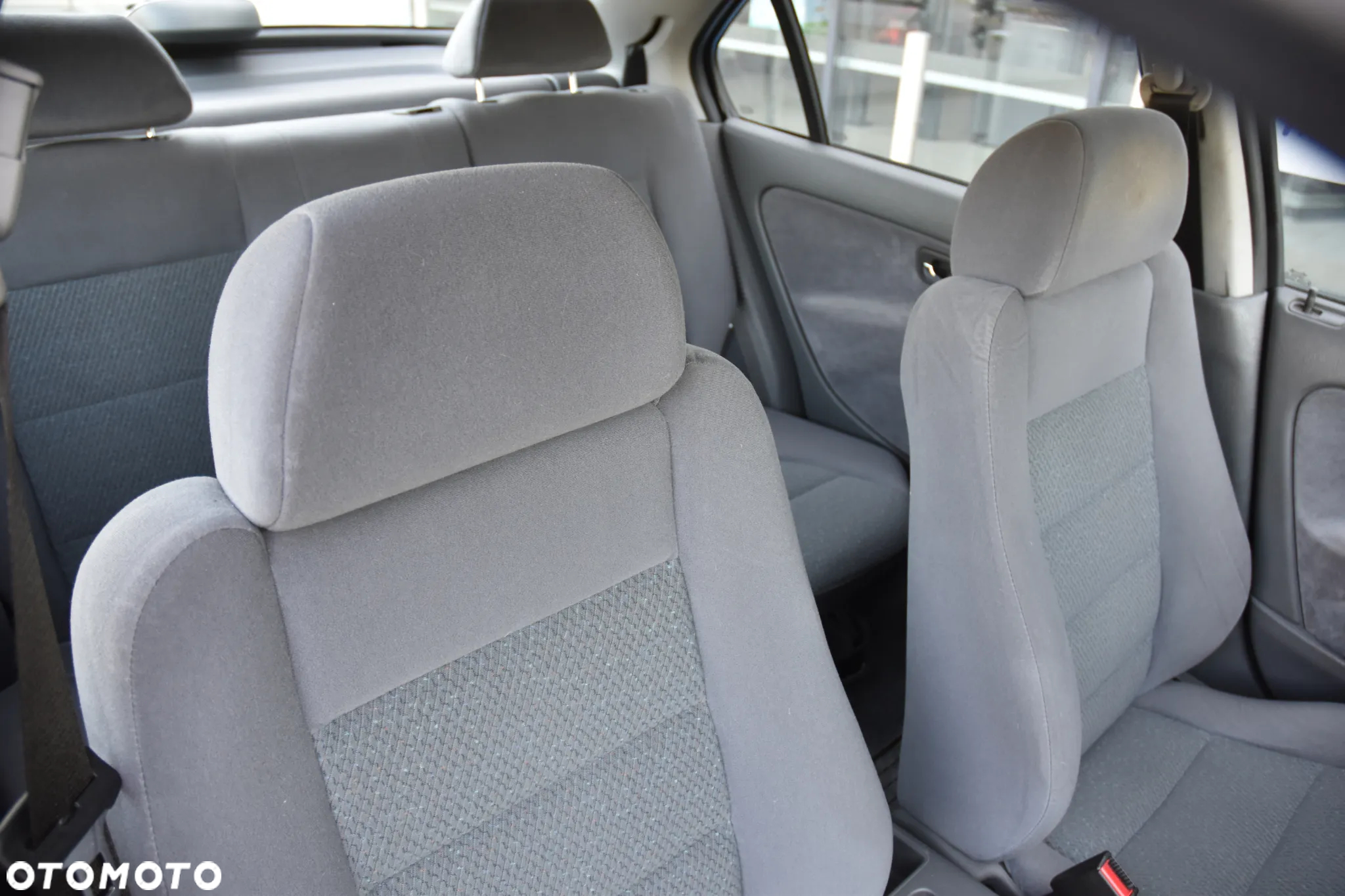 Honda Civic 1.4i - 18