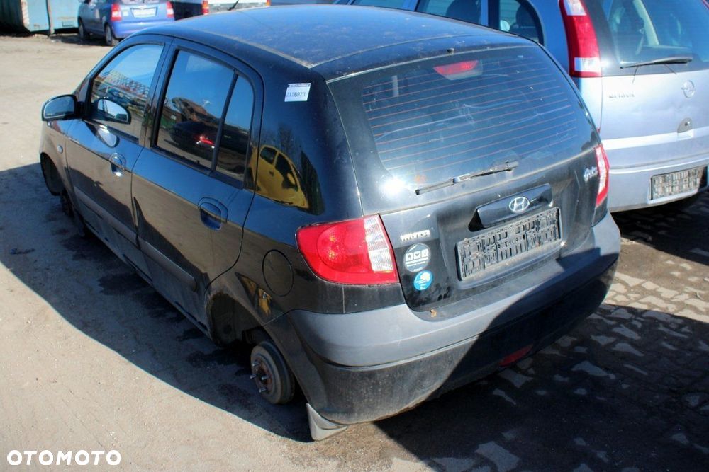 Hyundai Getz 2008 1.4i G4EE HB5D (MASKA, ZDERZAK, LAMPA, BŁOTNIK, DRZWI, SZYBA, FOTEL) - 4
