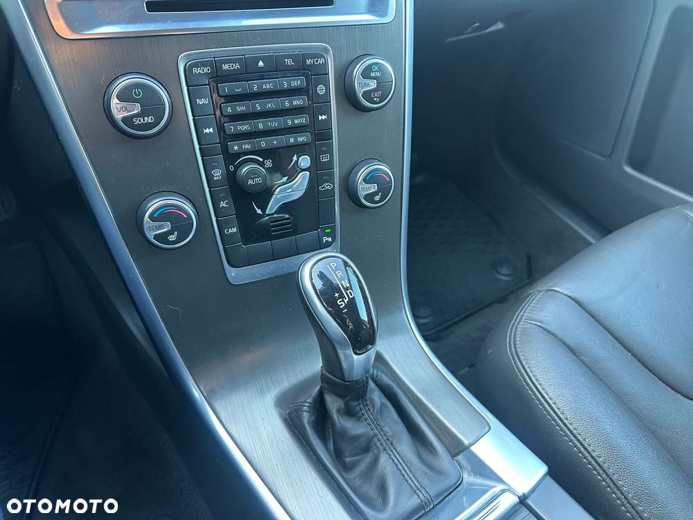 Volvo XC 60 - 14