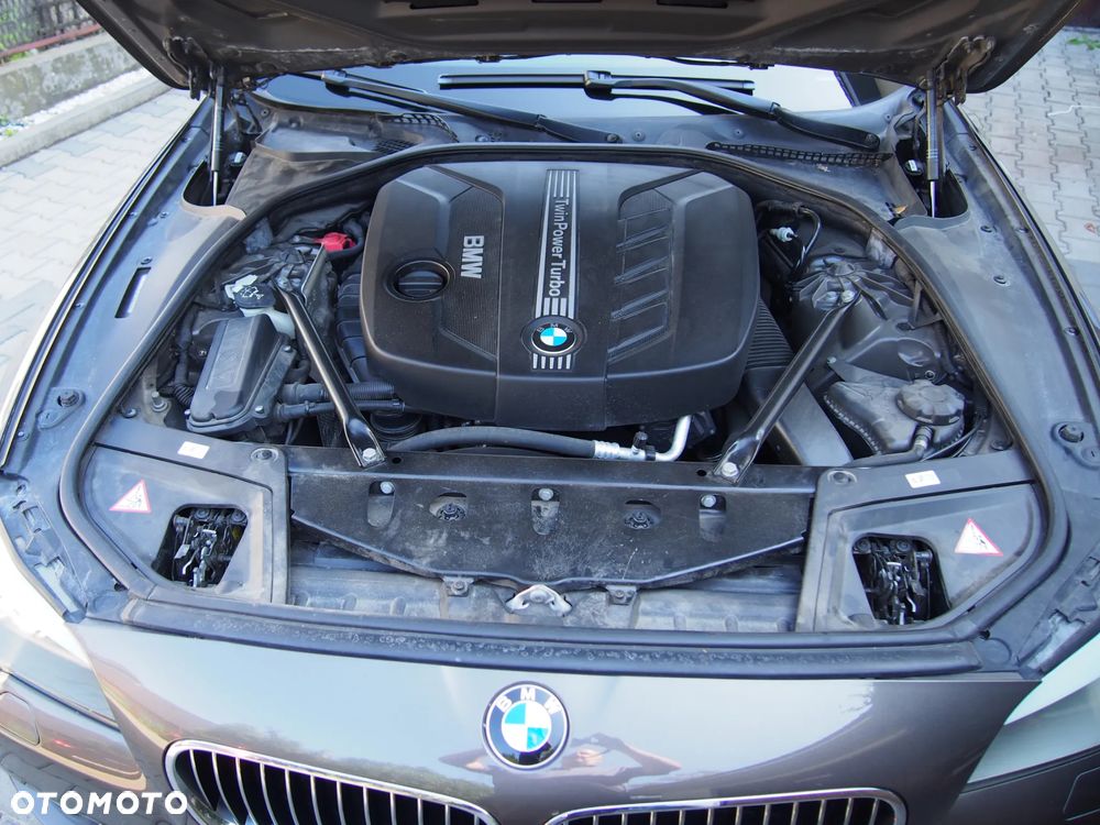BMW Seria 5 520d Luxury Line - 27
