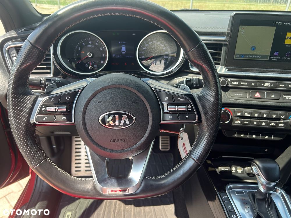 Kia ProCeed - 18