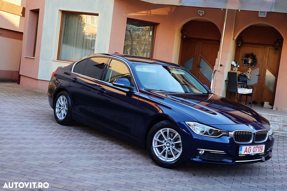 BMW Seria 3 320d Luxury Line - 9