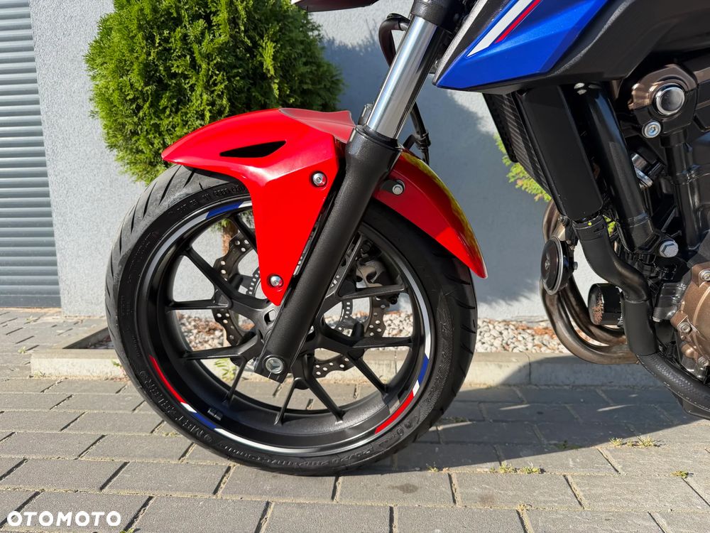 Honda CB - 32