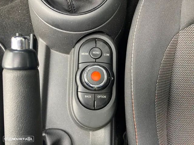 MINI 5 Portas One Essential - 28