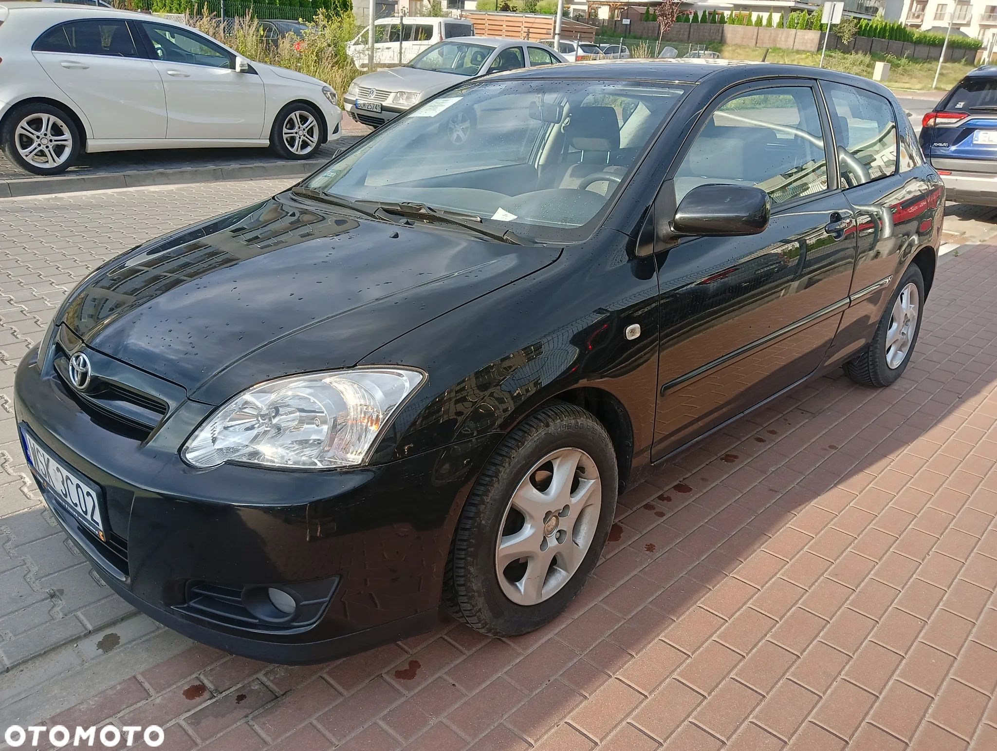 Toyota Corolla - 1