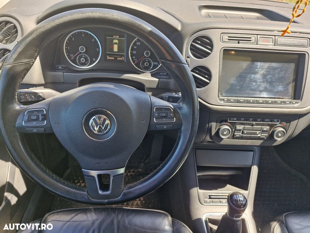 Volkswagen Tiguan 2.0 TDI 4Mot Comfortline - 8