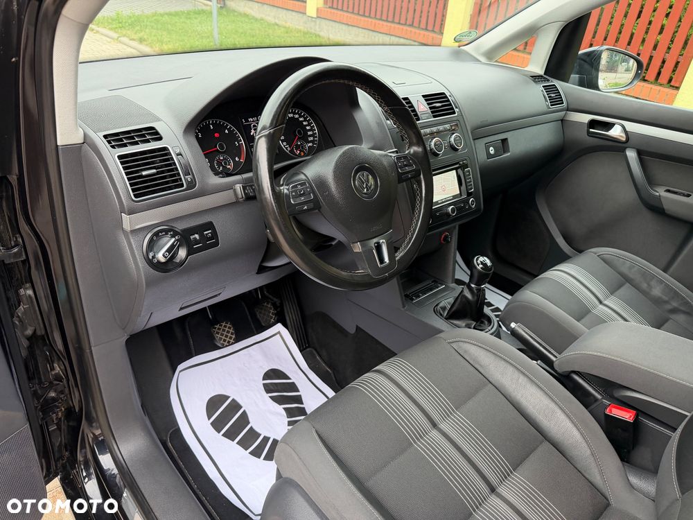 Volkswagen Touran 2.0 TDI DPF BlueMotion Technology MATCH - 34