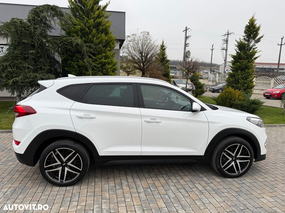 Hyundai Tucson 2.0 CRDI 4WD Automatik Premium - 11