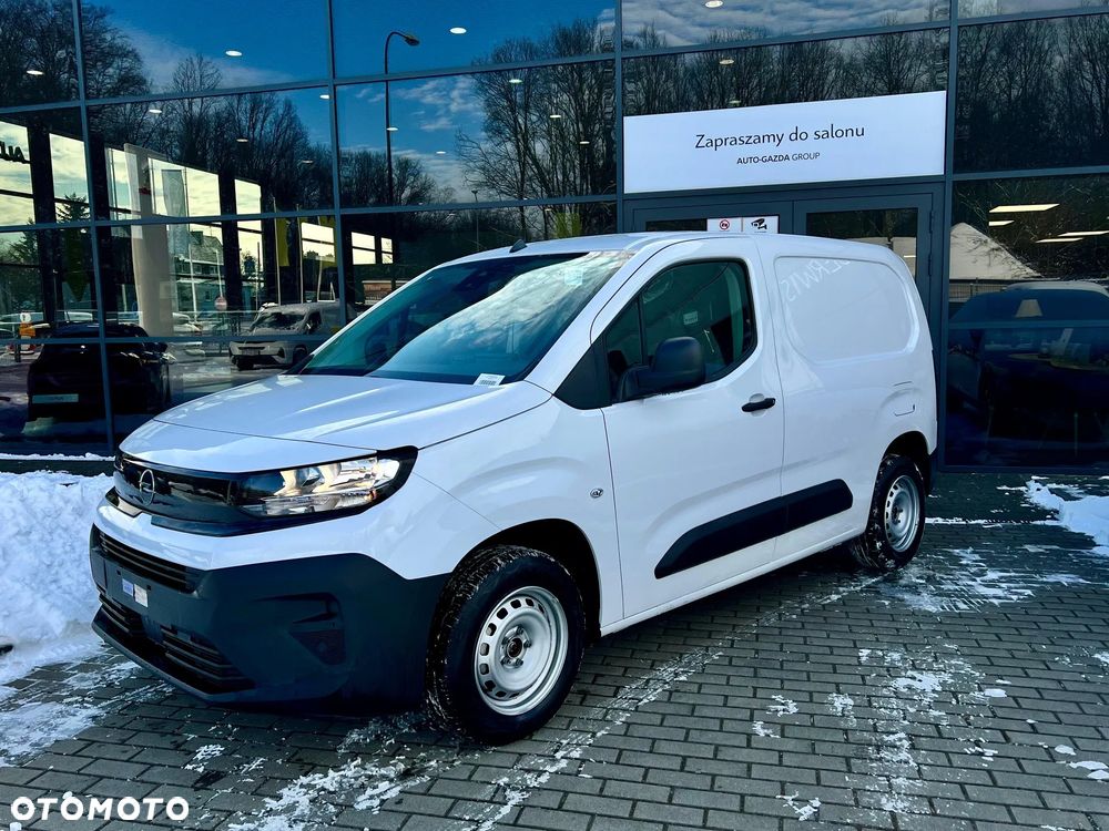 Opel COMBO - 1