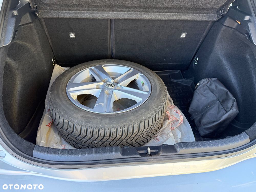 Toyota Corolla 1.8 Hybrid Comfort - 37