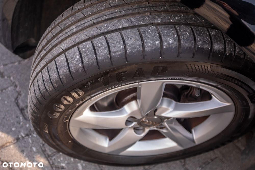 Audi A4 Avant 2.0 TDI DPF Attraction - 32