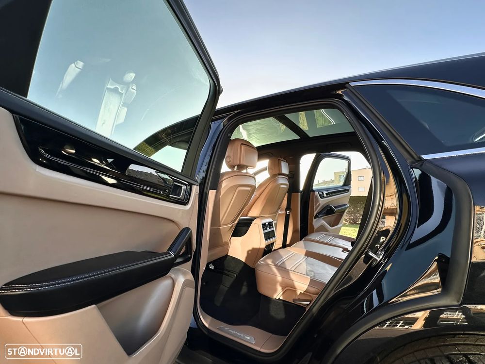 Porsche Cayenne S Tiptronic S - 35