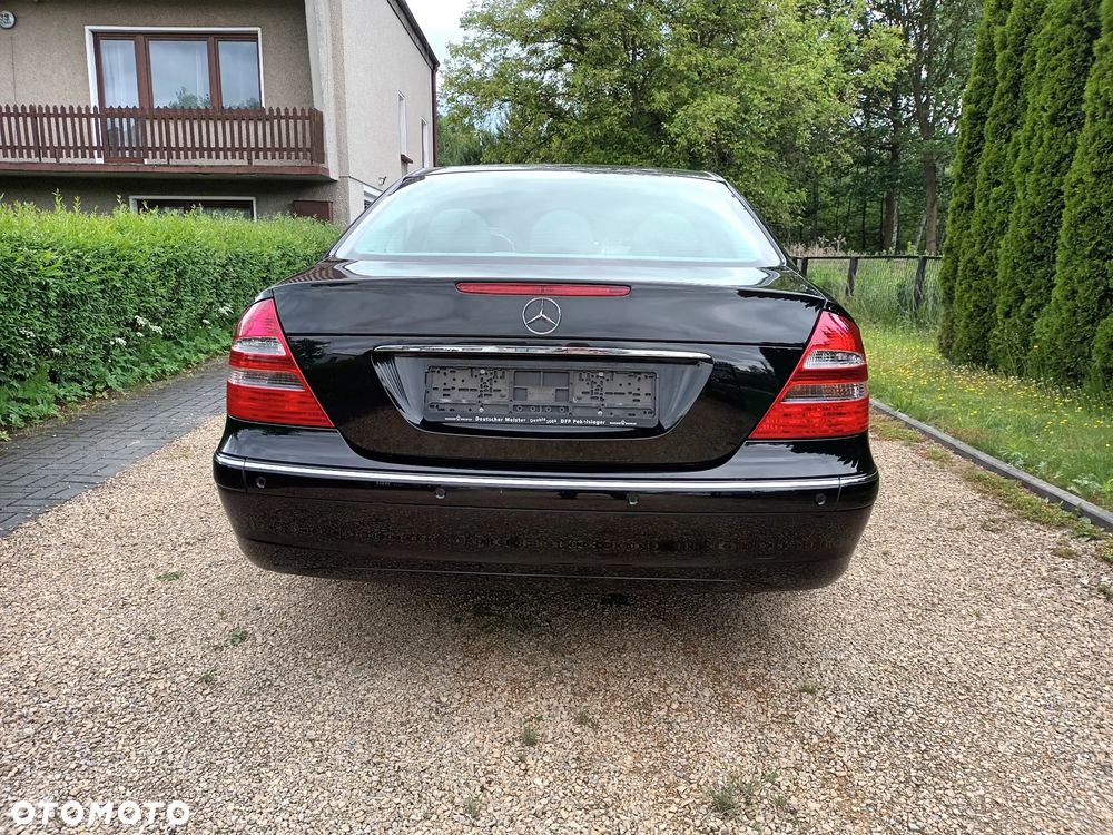 Mercedes-Benz Klasa E - 8