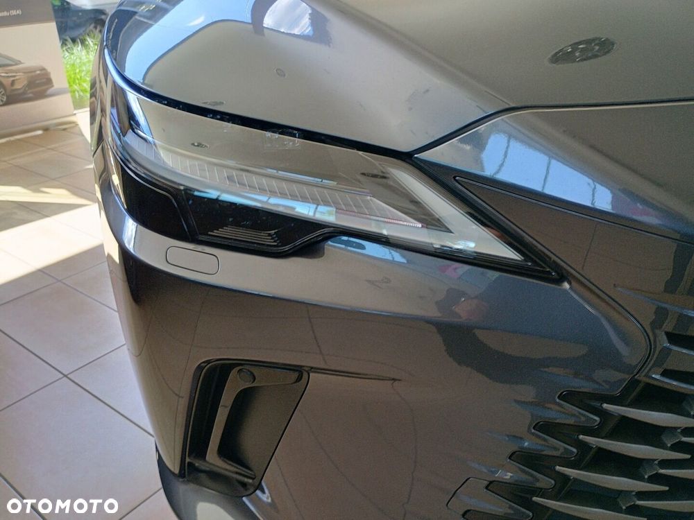 Lexus RX 450h+ Omotenashi - 5