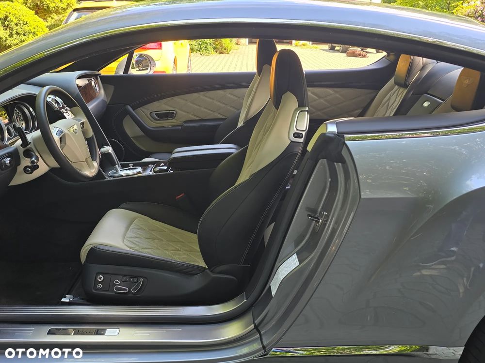 Bentley Continental GT - 21