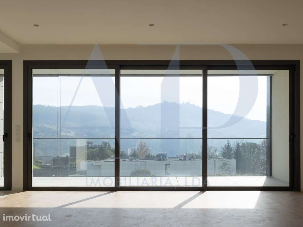 Apartamento T2 com Vista para a Penha - Grande imagem: 5/14