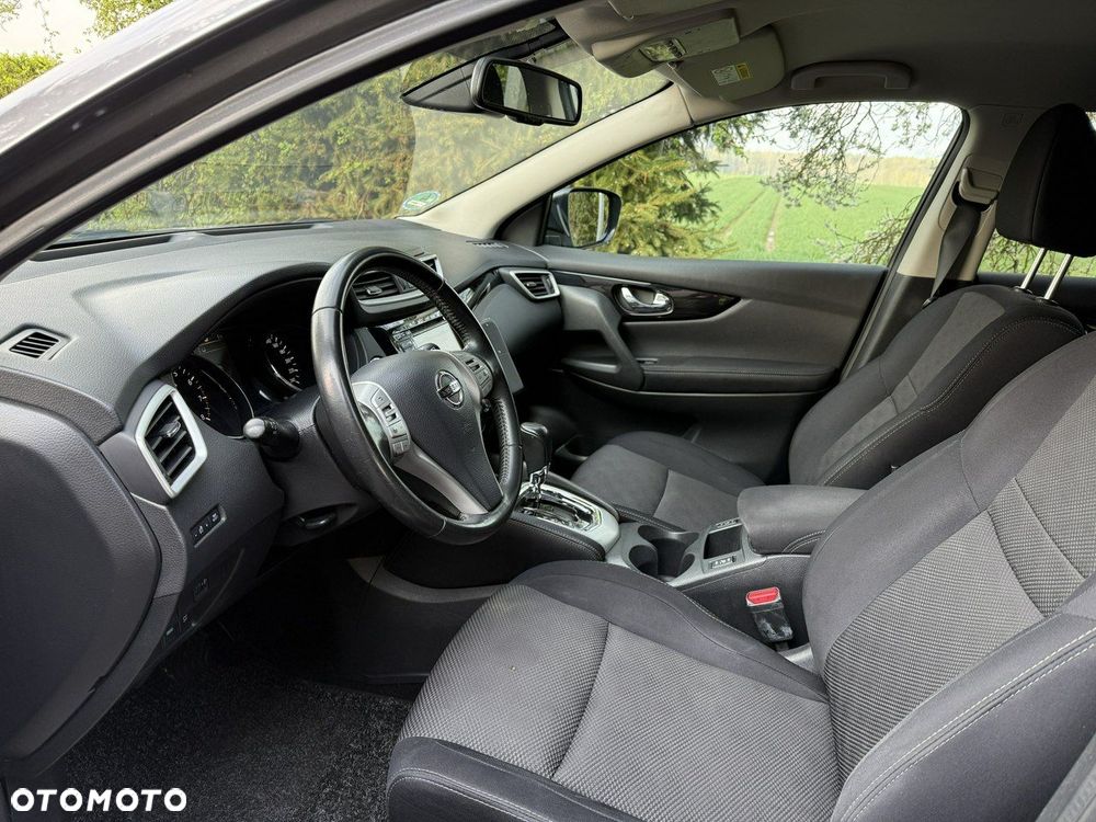 Nissan Qashqai - 14