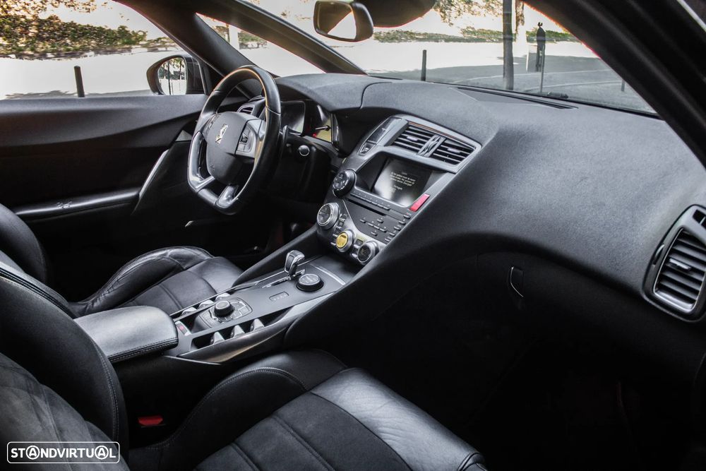 Citroën DS5 2.0 HDi Hybrid4 So Chic CMP6 - 24