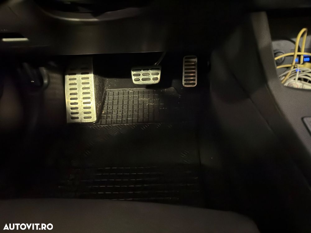 Hyundai i30 1.4 T-GDi 140CP 5DR 7DCT Exclusive - 13