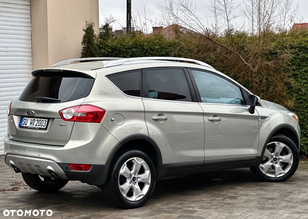 Ford Kuga 2.0 TDCi 2x4 Titanium - 17