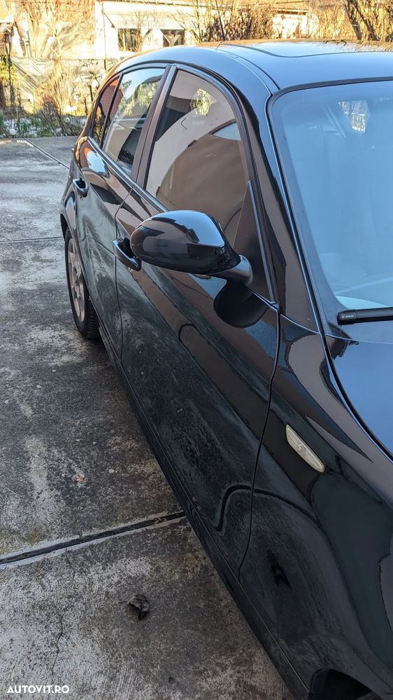 BMW Seria 1 118d DPF - 4