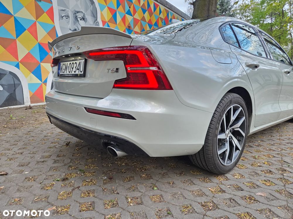 Volvo S60 T6 AWD Geartronic RDesign - 12
