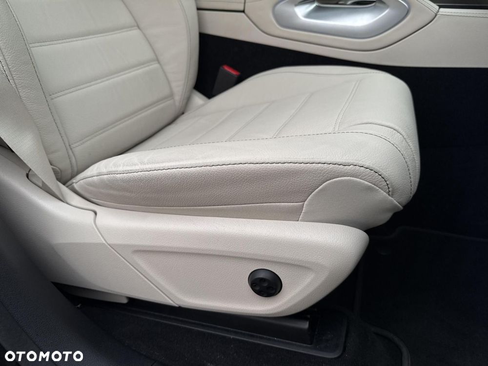 Mercedes-Benz GLE - 25