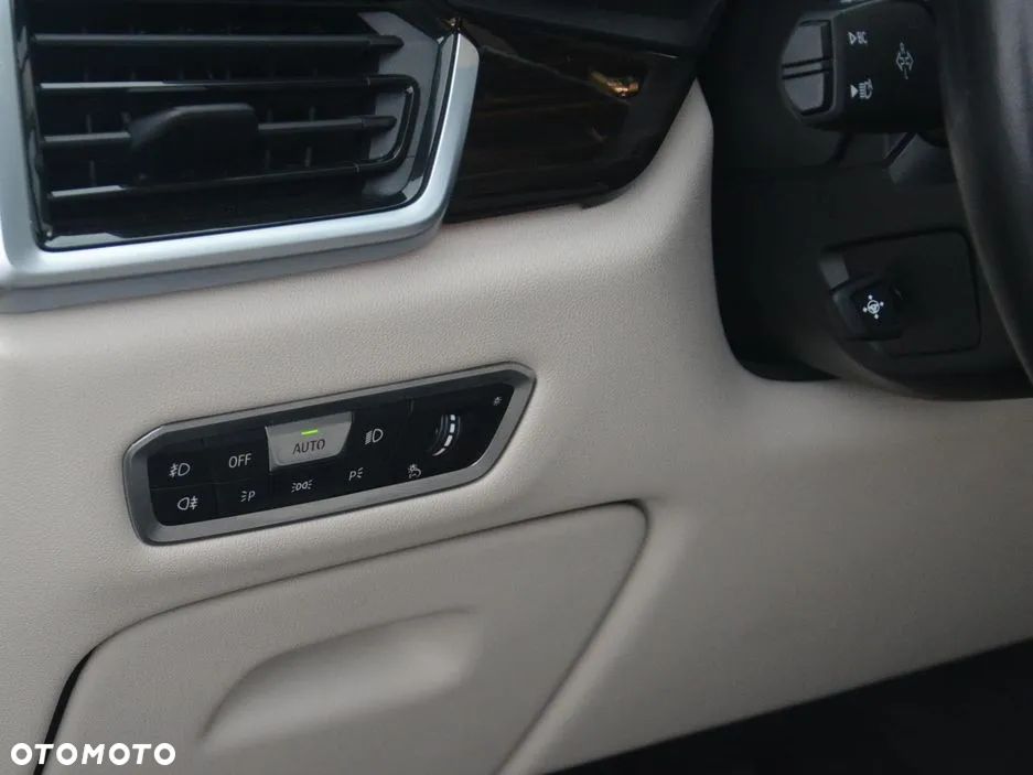 BMW X5 xDrive25d sport - 12