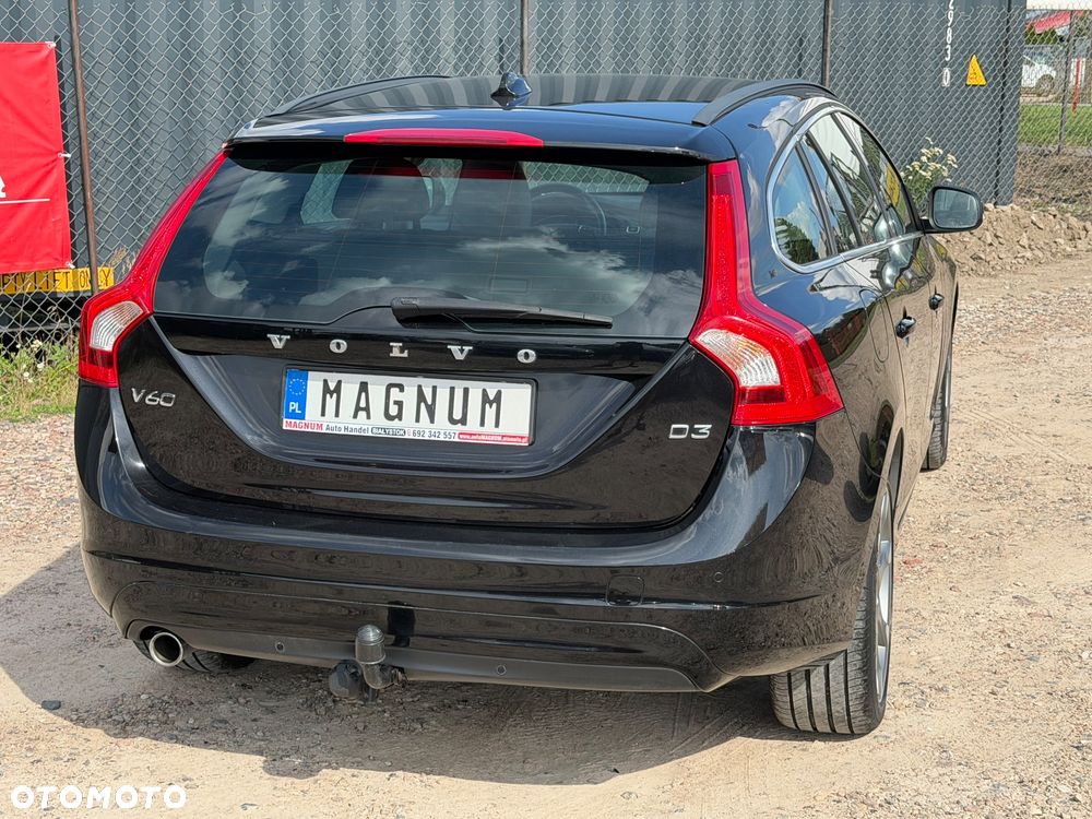Volvo V60 D3 Drive-E Momentum - 36
