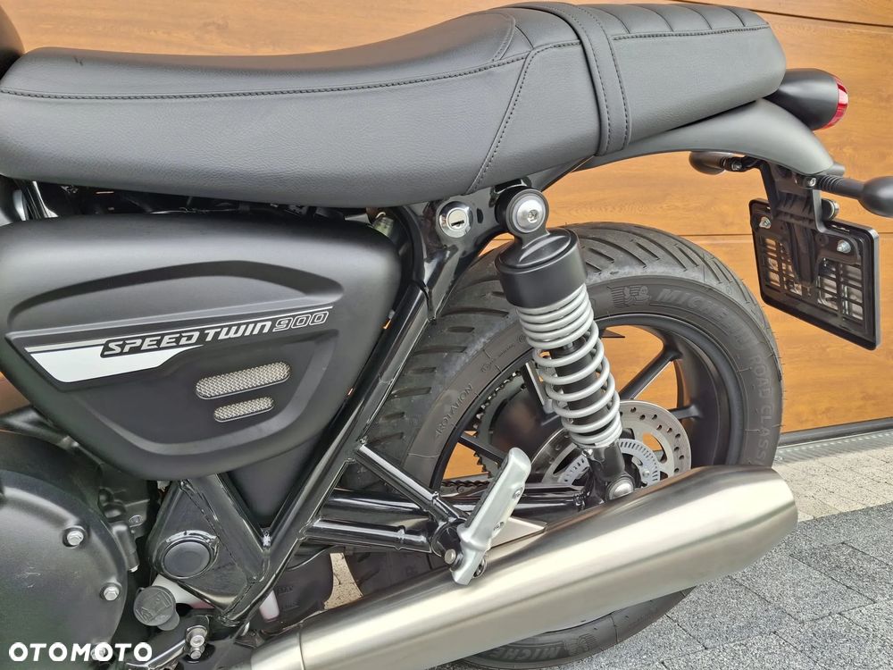 Triumph Speed Twin - 10