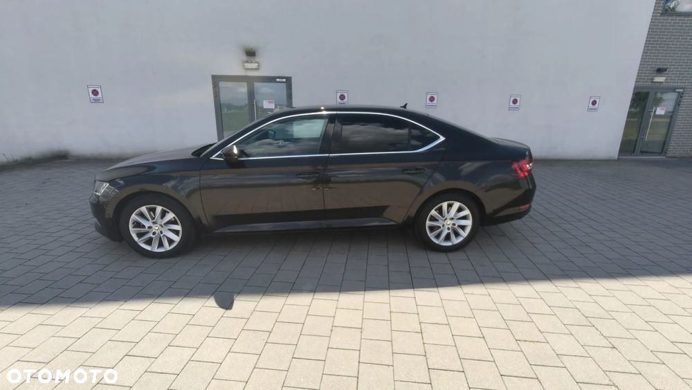 Skoda Superb 2.0 TDI Style - 15
