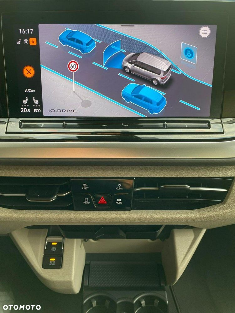 Volkswagen Multivan - 21