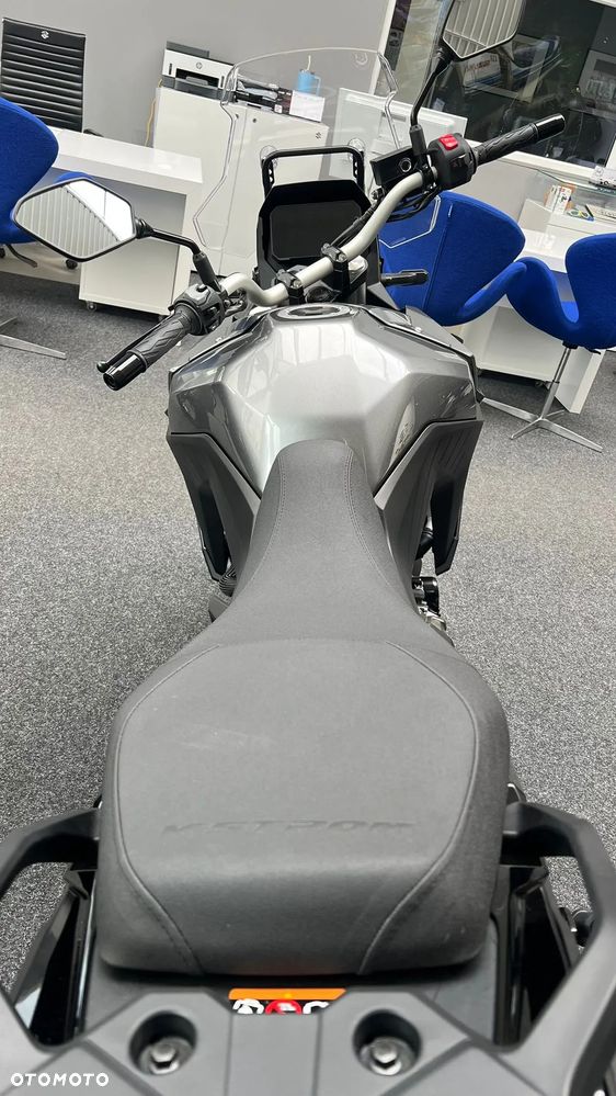 Suzuki V-STROM - 8
