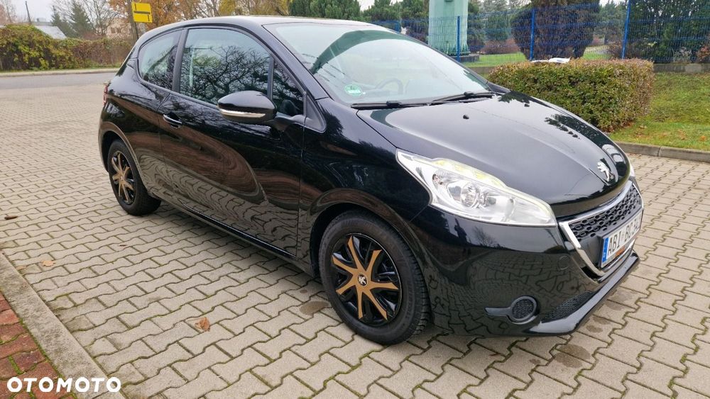 Peugeot 208 1.6 e-HDi Allure STT - 4