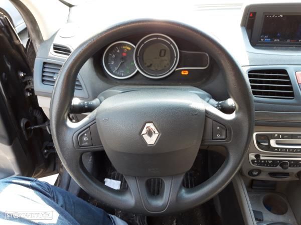 Volante Renault Megane Iii Grandtour (Kz0/1) - 6