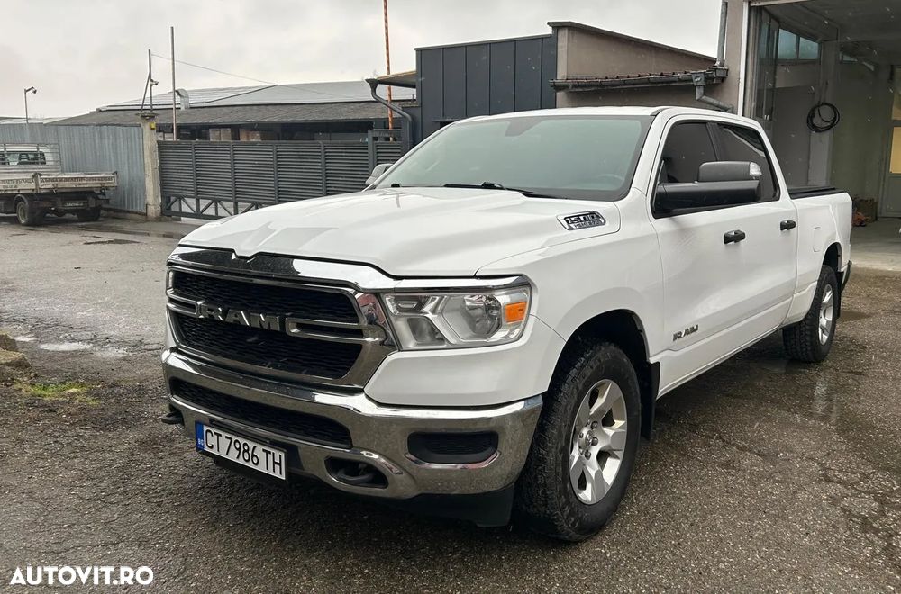 Dodge RAM - 1