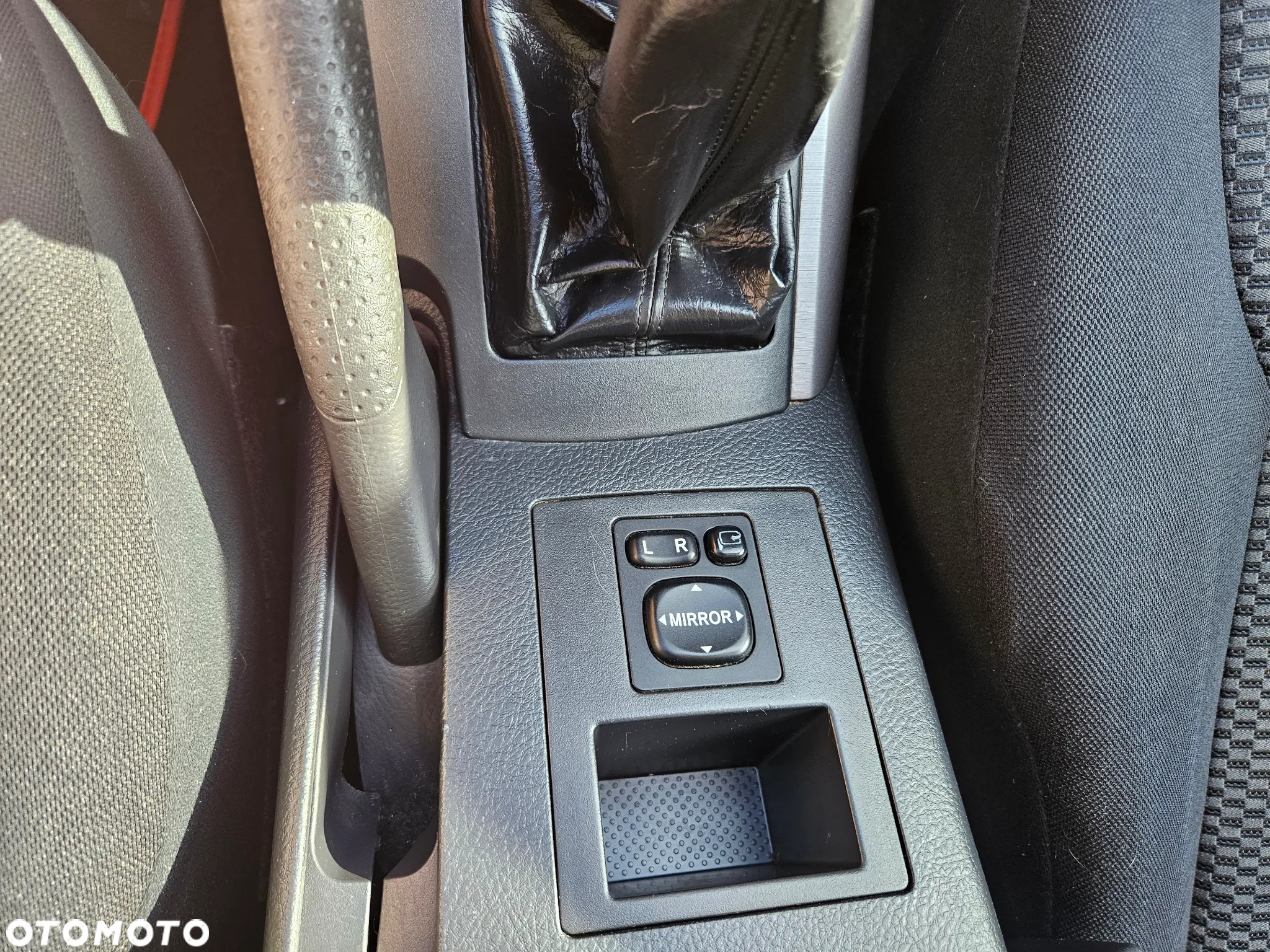 Toyota RAV4 2.0 4x4 Sol - 30