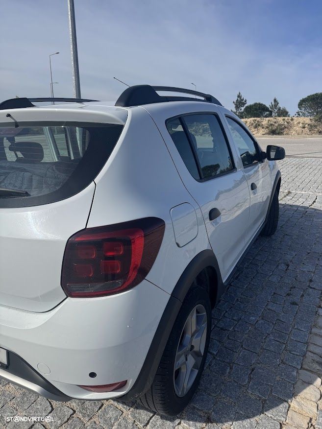 Dacia Sandero 1.5 dCi Stepway 105g - 6