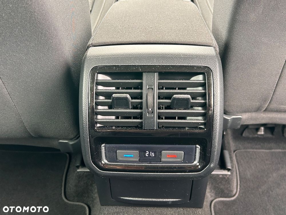 Volkswagen Passat 2.0 TDI SCR Comfortline DSG - 33