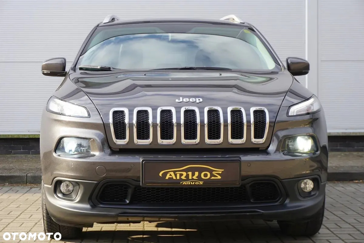 Jeep Cherokee - 8