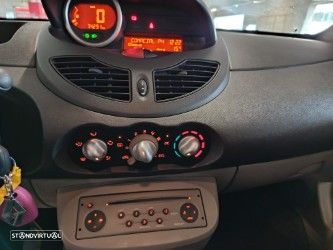 Renault Twingo 1.2 16V Dynamique S - 20