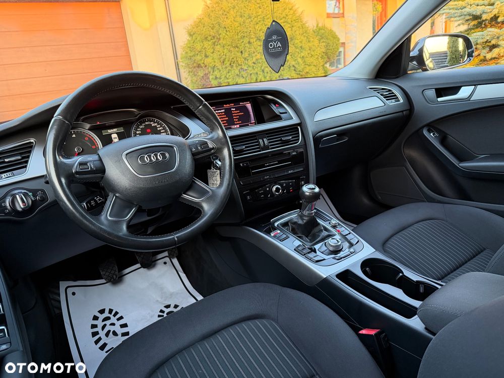 Audi A4 Avant 2.0 TDI DPF Ambition - 33