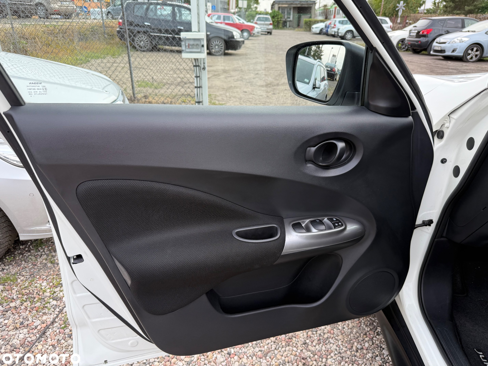 Nissan Juke - 25