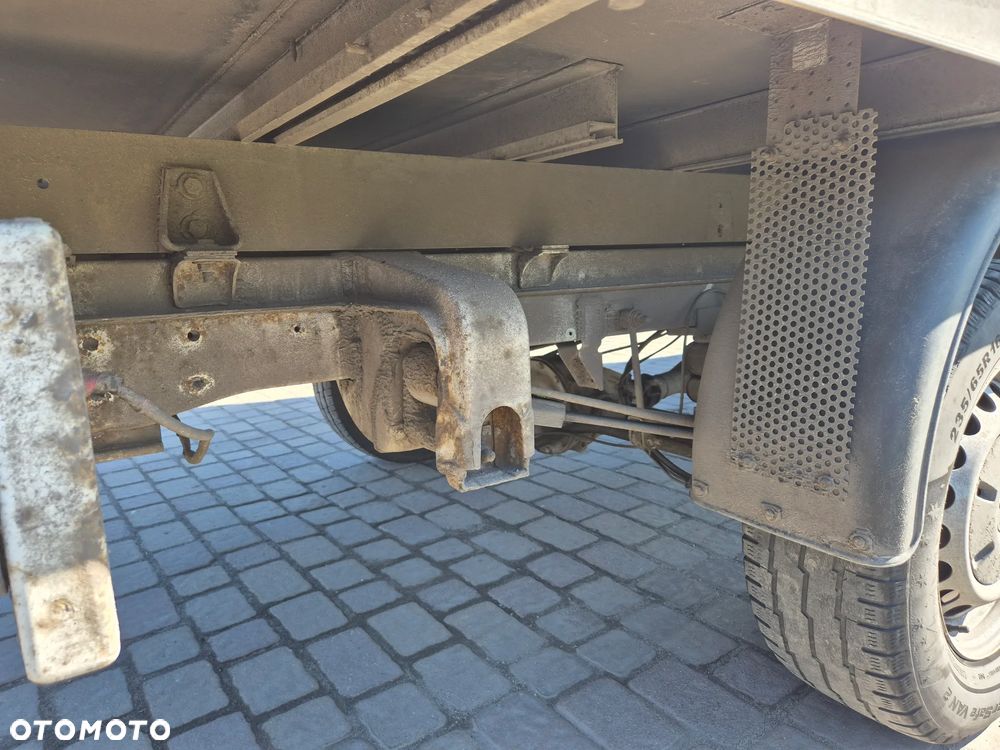 Mercedes-Benz SPRINTER - 5