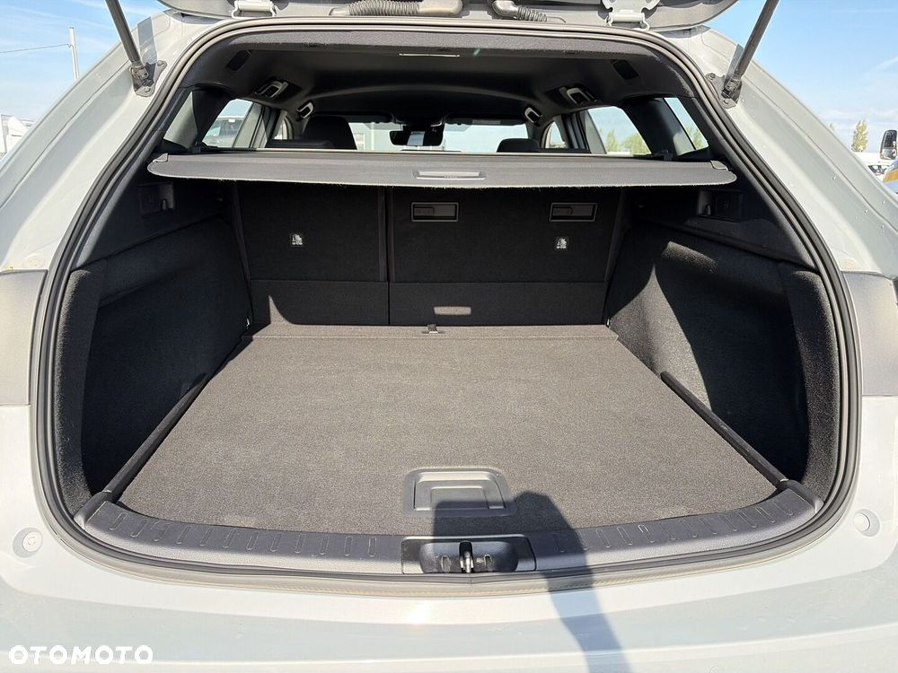 Toyota Corolla 1.8 Hybrid Comfort - 14