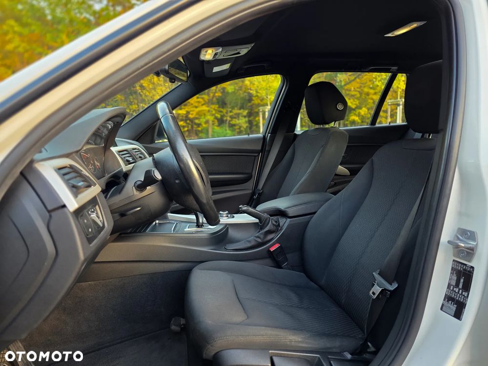 BMW Seria 3 - 16